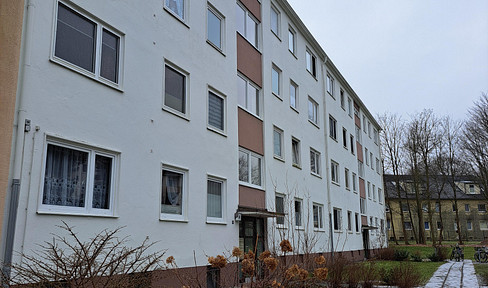 Oberst-von-Stauffenberg-Straße