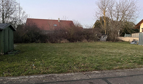 FREE OF PROVISION: Attractive fully developed plot for EFH/DHH