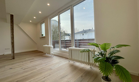 Freshly renovated: Fantastic 3 room apartment, 2 balconies, 2 bathrooms