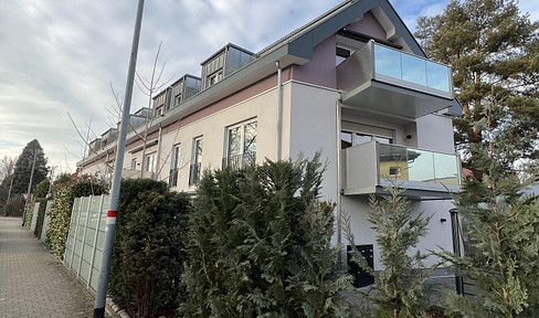 Exclusive 4-room garden apartment in premium solid wood construction - Ettlingen center