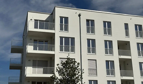 Bietigheim // Neubauwohnung // 3 Zimmer mit Einbauküche und Balkon