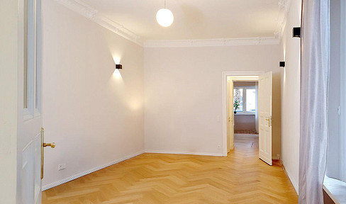 Exclusively renovated - 2 bathrooms - top location in Charlottenburg near Savignyplatz - open-ended