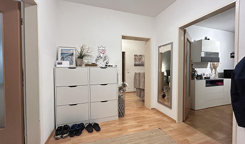 Very good infrastructure and location | with garden and balcony | S-Bahn 2 minutes on foot