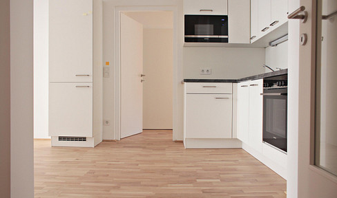 LUXURY LIVING IN THE MIDDLE OF THE 8th district