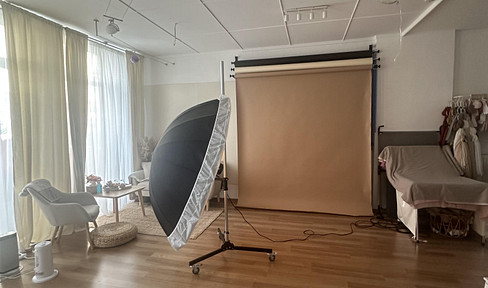 Biete Mitnutzung an wunderschönem Studio
