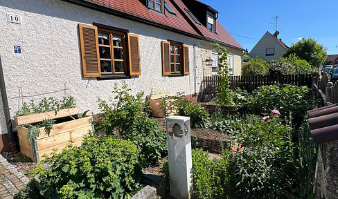 Charming settler's house in the countryside in Augsburg Bärenkeller