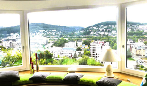Exklusive 4 Zimmer Wohnung 154 qm mit Balkon im 2. OG in Siegen