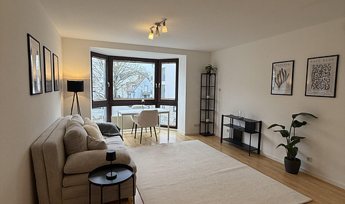 Furnished and renovated 2-room apartment in a central location