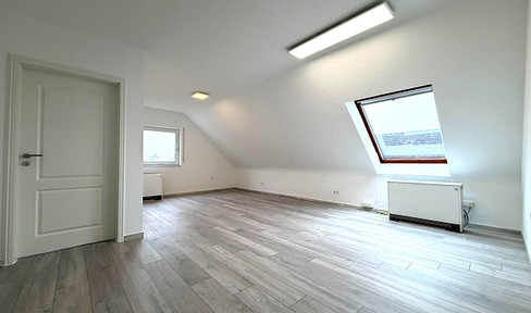 Beautiful 3-room attic apartment incl. kitchen * in Rheinstetten