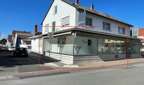 Office space with great visibility in the middle of Biblis