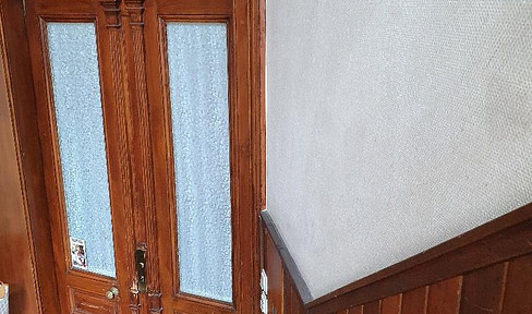 Very well-designed apartment in an old building near the Main and Baseler Platz