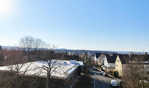 Kernsanierte und lichtdurchflutete 1-Zimmer Wohnung mit Balkon und Fernblick in Stuttgart-Weilimdorf