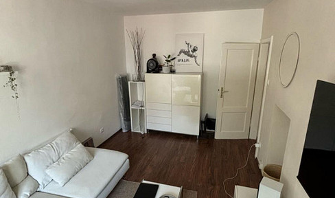 Bright 2.5-room apartment with south-facing balcony in Cologne-Nippes (Christinastraße)