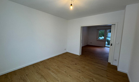 Renovated 3-room apartment with balcony near the center