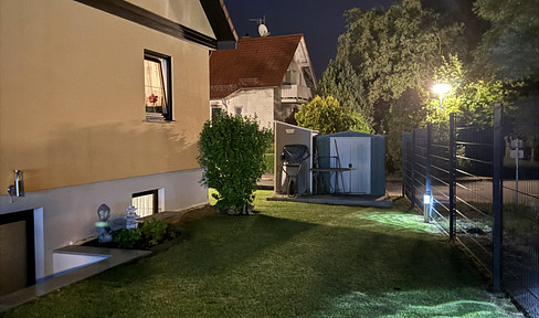 Freistehendes Einfamilienhaus mit Pool, Sauna & Doppelgarage in ruhiger Lage