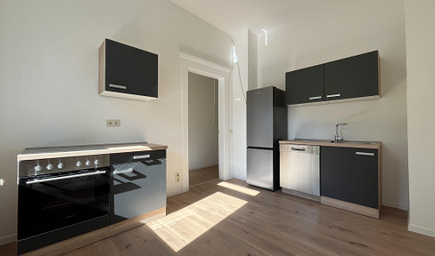 Erstbezug nach Sanierung - Großzügige 3-Raumwohnung in Zwickau-Nord im 1. OG