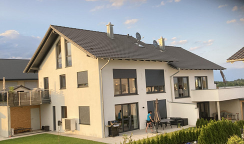 DHH. XXXL  2 Küchen 2 WohnenEssen 5 Schlafzi 3Bäder 3Generationen