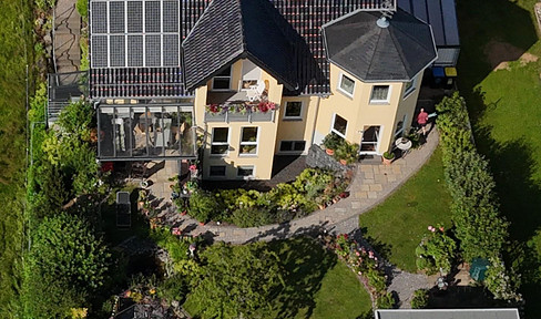 Wonderful low-energy EFH with ELW/practice/office in prime residential area!