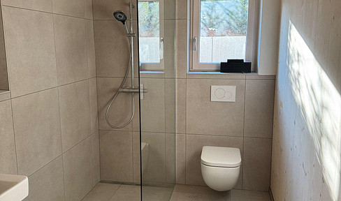 Exclusive first occupancy - high-quality 2-room apartment with fitted kitchen