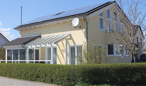 Bright, light-filled architect's house.