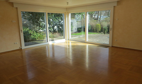 3.5-room apartment with garden.