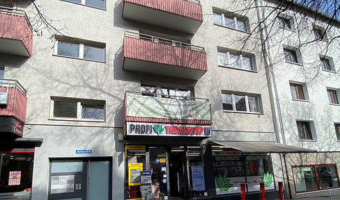 Residential and commercial building - Investment property with significant potential.