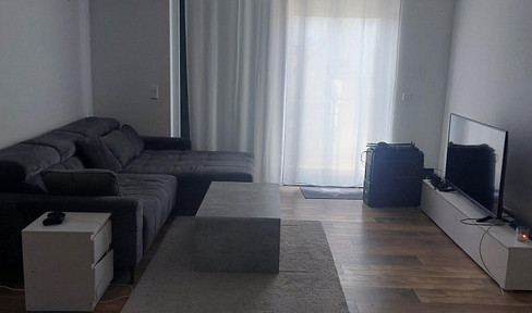 Bright 2-room apartment with balcony/cellar/parking space.