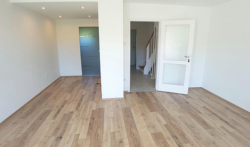 Modernes und energiesparendes Reihenhaus im Grünen