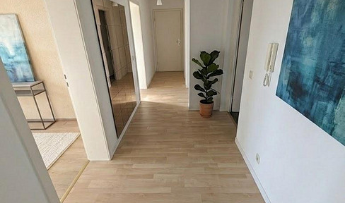 PROVISIONSFREI: Attraktive 3-Zimmer Wohnung im 3. OG mit Tiefgarage in Bielefeld-Mitte