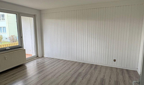 *Move in immediately.* Suitable for owner-occupiers or investors.