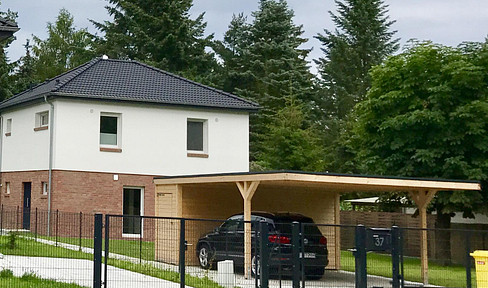Einfamilienhaus mit Garten und Carport in der Thälmannstraße, Wandlitz