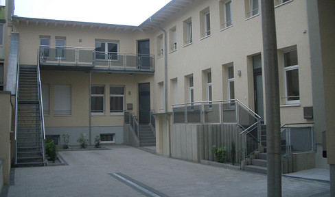 Spacious 4-room apartment in Worms.