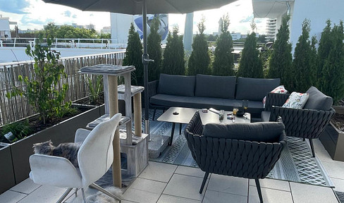 Exclusive 3.5-room penthouse apartment with rooftop terraces in the Alexis district.