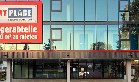 65 square meters of storage space in a prime location, available without commission.