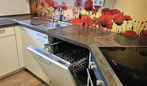 Top 3-room apartment - newly renovated to a high standard - available now.