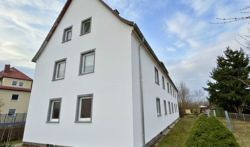 Frisch renoviert: helle 4,5-Zimmer-Wohnung in Lobstädt