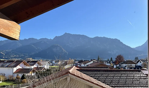 3-room attic apartment with mountain and castle views in Schwangau, near the Forggensee lake.
