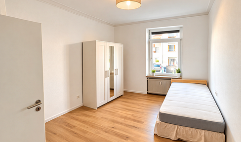 3 fully furnished rooms in a new 3-person shared apartment, centrally located in Heilbronn.