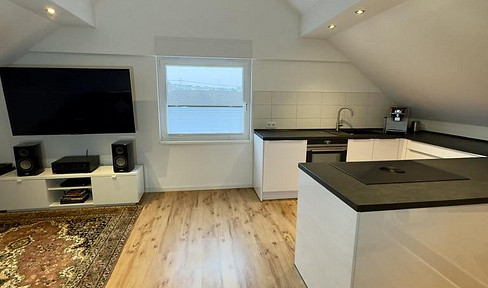 Moderne, vollklimatisierte Dachgeschosswohnung in Köllerbach