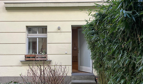 Townhouse-Maisonette mit Terrasse & Balkon im Winskiez – 116 m², ruhiger Innenhof