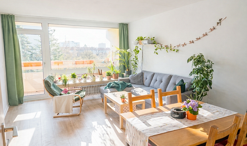150m zum Olympiapark! Helle 3-Zimmer Wohnung mit Balkon in Schwabing-West