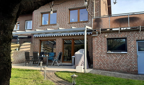 Seltene Gelegenheit im Blumenviertel: Zweifamilienhaus mit Garten, Kamin & Mieteinnahmen