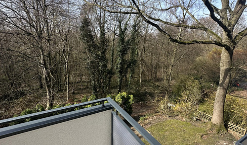 Beautiful, renovated 3-room apartment on the edge of the forest in Dellwig.