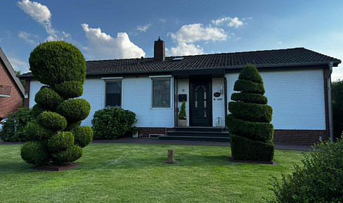 Comfortable living on one level – Well-maintained bungalow in a desirable location in Weyhe-Leeste.