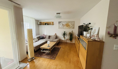 RESERVIERT ***Provisionsfrei! Modernes Raumwunder: RMH mit autarker ELW und 184 m² Wohnfläche