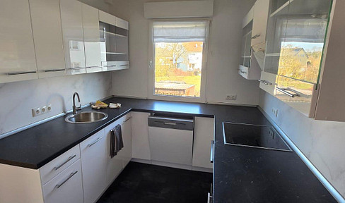 Helle, moderne 3-Zimmer-Wohnung mit Balkon, Garten, Garage & Stellplatz in Mainbernheim