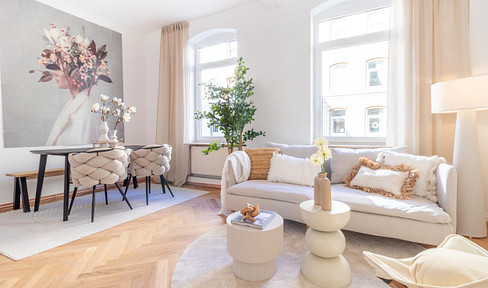 Charming historic building in the eastern district – newly renovated.