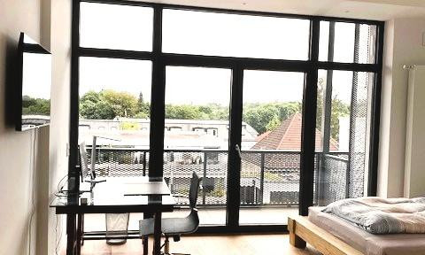 Attractive 1-bedroom apartment with balcony.