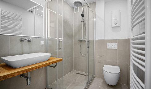 Erstbezug nach Sanierung – WOW Faktor – Balkon, Parkett, neues Badezimmer