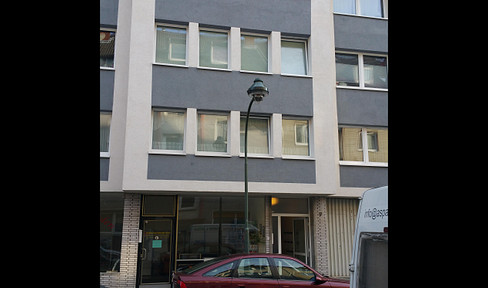 Düsseldorf-Eller: 1-room apartment.